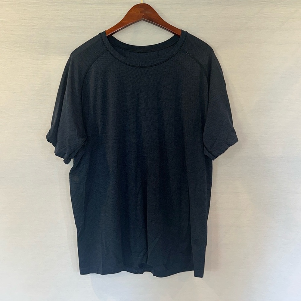 Dark Navy Lululemon Short Sleeve Shiet